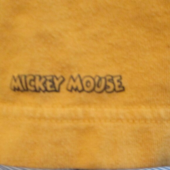 ๐ก Uniqlo UT Disney x Keith Haring Mickey Mouse T-Shirt (Rare!) - Picture 7 of 7